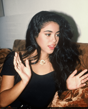 Fucked Shakira - Shakira, 1992. : r/OldSchoolCool