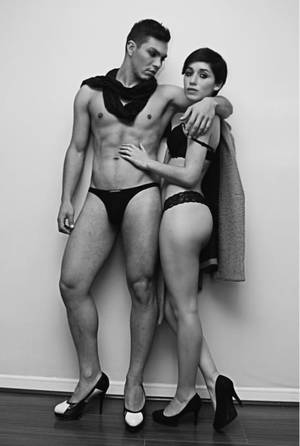 Muscular Legs Heels Porn - Muscle men in heels