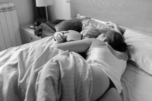 lesbian sleep orgasm - My Experience Of Sleeping With Another Woman For The First Time | Glamour UK