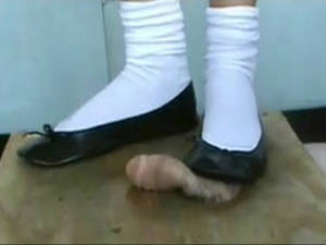 Ballet Flats Shoejob Porn - Black Flats Shoejob (Web Find)