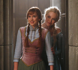 Disneys Frozen Hentai Porn - In the live-action remake of Frozen (2028) jesus christ Disney has run out  of ideas : r/shittymoviedetails