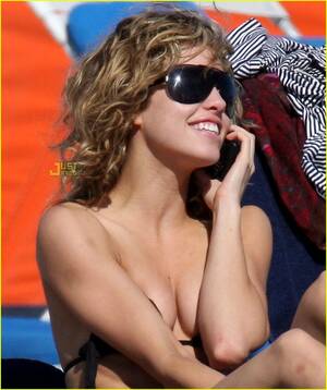 Annalynne Mccord Fucking - AnnaLynne McCord: Bangin' Bikini Body!!!: Photo 1627821 | AnnaLynne McCord,  Bikini Photos | Just Jared: Entertainment News