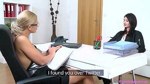 clothed lesbian secretary - lesbian office fully clothed - Gosexpod - free tube porn videos