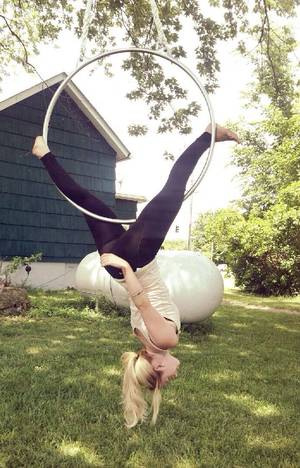 Aerial Hoop Porn - Being o an Aerial hoop looks like soo much fun!