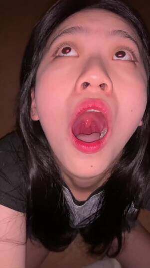 asian mouth open tongue out - CHINESE GIRL OPEN MOUTH 5 - ThisVid.com