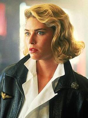 Kelly Mcgillis - witness - HecklerSpray
