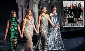 Cindy Crawford Schoolgirl Porn - YouTube News, Videos and Updates on YouTubers - Page 9 | Daily Mail Online