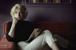 anal marilyn monroe - Blonde\