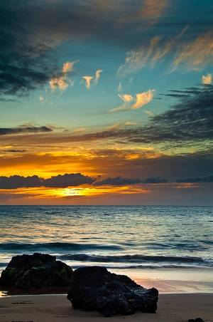 Kahului And Kihei Hawaii Porn - Sunset over Keawakapu Beach, Kihei in Maui, Hawai'i.