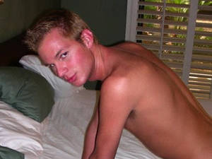 Jason Taurus Iraq Porn - JasonCurious.com is reporting that porn star Caleb Carter was found dead  yesterday at his home in San Diego. It is believed that the 28-year-old  model ...