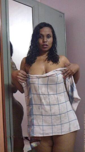 mature tits indian - Free Indian Mature Pictures - IdealMature.com