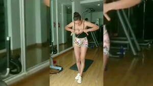 Funny Girl With Big Tits - Funny girl big boob | xHamster