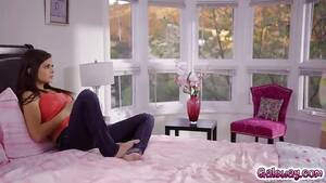 lesbian fuck buddies - Lesbians friends turns to fucking buddy - Pornburst.xxx