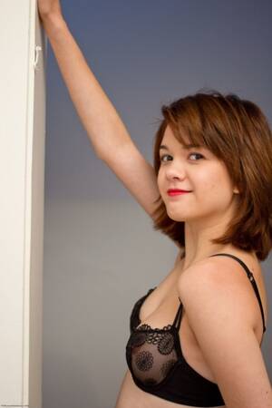 Amateur Bre Porn - Amateur Teen Bra Porn Pics & Naked Photos - PornPics.com