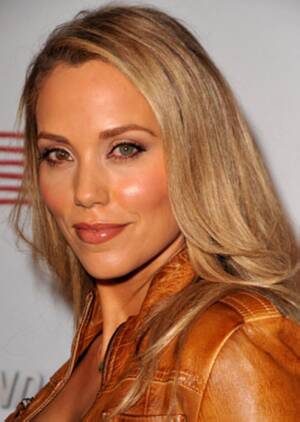 Amanda Bynes Big Bang Theory - Elizabeth Berkley - News - IMDb