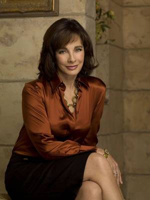 Archer Mom - Anne Archer