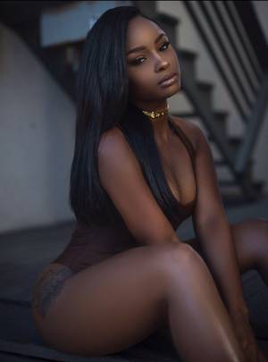 Black Beauty Queen Porn - A celebration of girls of colour - no porn but often titillating, oh and I  often post simply beautiful pics, especially landscapes and animals; ...