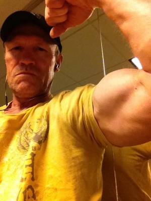 Daryl Dixon Arm Porn - To give Norman Reedus a break, here's some Michael Rooker arm porn. Merle  DixonMichael ...