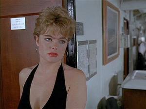 Erika Eleniak Spreads Pussy - Erika Eleniak :: Under Siege ---- \