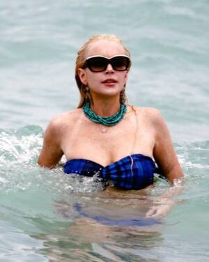 naked lindsay lohan miami beach - Lindsay Lohan In Bikini on Miami Beach BOOB Slip Porn Pictures, XXX Photos,  Sex Images #251720 - PICTOA