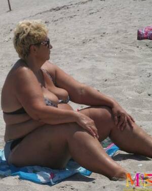 beach voyeur bbw - BBW Blondes in bikini (Beach Voyeur) Porn Pictures, XXX Photos, Sex Images  #3817157 - PICTOA
