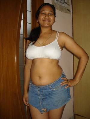 chubby indian granny - Chubby Indian Porn Pics & Naked Photos - PornPics.com