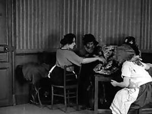 Bbw Porn 1920s - 1920s | BBW Tube Sexy - Fat & Sexy BBW Porn Videos