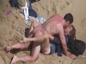 hot beach kissing - Kissing and fucking his sexy wife on the beach - Sex video on Tube Wolf