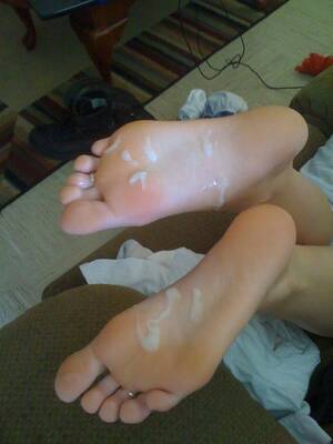 amateur cum on bare feet - Brooke sexy feet - Socks to Bare feet - barefoot girls | MOTHERLESS.COM â„¢