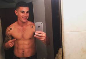 Argentino Futbolista Porn - Por cierto, BIG BROTHER ARGENTINA ha empezado y las locuras y momentos  calientes, sin duda se vienen por montones.