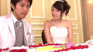 Bride Fucks Wedding Party - Asian bride fucked At the Wedding Party