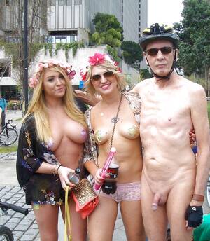 group of naked couples - couples and groups naked, a joy to see porn pictures 84384760