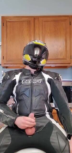 Gay Biker Porn - Gay gear: Biker hot cum load - ThisVid.com