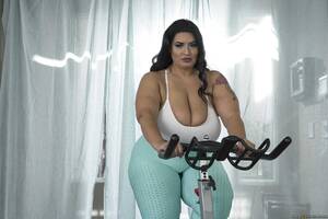 Bbw In Gym - Chubby Sofia Rose having hardcore Workout Session 11 photos