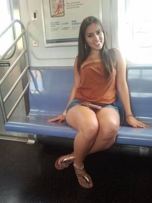 Hot Thick Legs Porn - Fat or Sexy (35 pics)