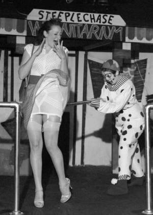 celebrity vintage upskirt - dstk5998