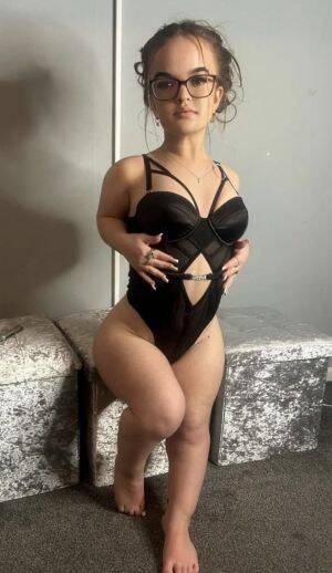 Midget Sex Captions - Midget Porn Gifs and Pics - MyTeenWebcam