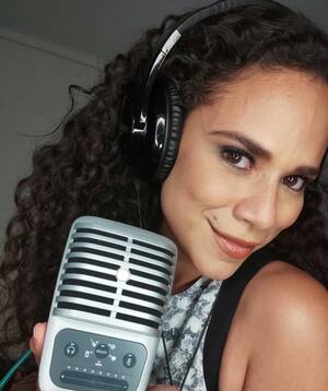 Ava Devine Bloopers - Karina Mora: voz privilegiada de la locuciÃ³n nacional