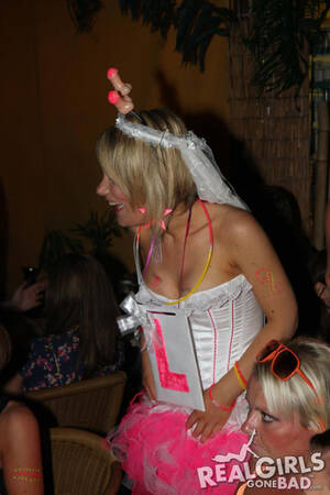 Hen Night - Wild Hen Night - Real Girls Gone Bad