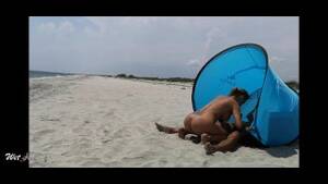 couples at beach fucking videos - Fit couple having sex on the beach while watching other couple. WetKelly - Videos  Porno Gratis - YouPorn
