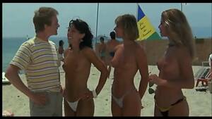 80s beach movies - Les Branches A Saint-Tropez - 1983 - Topless Beach Parts - EPORNER