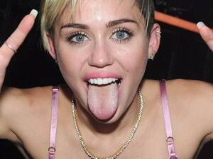 Best Porn Miley Cyrus - Miley Cyrus offered $1million to direct porn movie - Irish Mirror Online