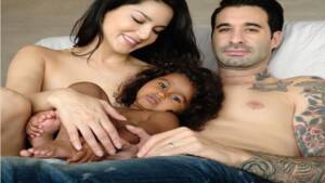 hd nudist pageant - Trolling Sunny Leone for 'bold' picture with daughter is mindless | Hindi  Movie News - Times of India