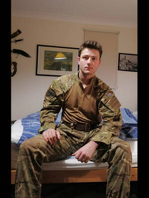 British Soldier Gay Porn - British Military Dudes | Gay Fetish XXX