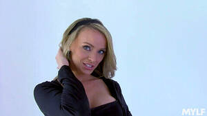 hypno joi - Stepmom Hypno Joi, Poison - Videosection.com