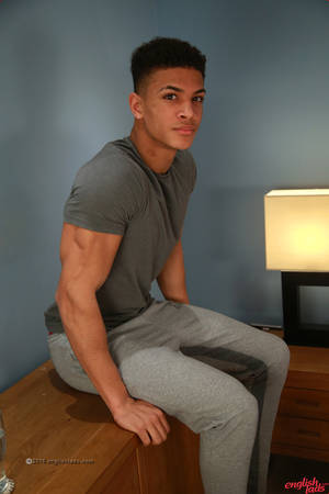 big dick shoulder - EnglishLads