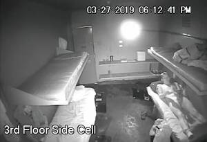 homemade porn spy nighttime - Spy camera: Night cam - wanking in bunk bed - ThisVid.com