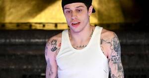 Ariana Grande Porn Gay - Pete Davidson sparks outrage with 'gay dude' joke and says ex Ariana Grande  is 'fair game' in new Netflix special | The Independent | The Independent