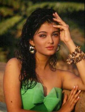 Aishwarya Rai Bikini Porn - Aishwarya Rai 1993 to 1999
