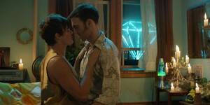 Katie Fey Sex - Cheyenne Jackson On His Sex Scenes With Lady Gaga & Tina Fey